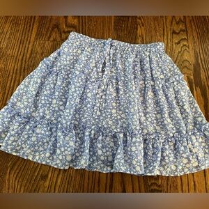 New without tags skirt ! Size small